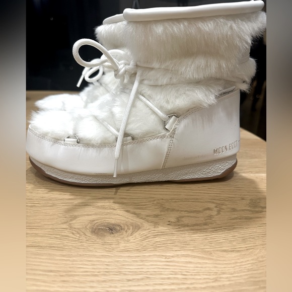 Moon Boot Protecht Low Faux fur boots white - Picture 4 of 11